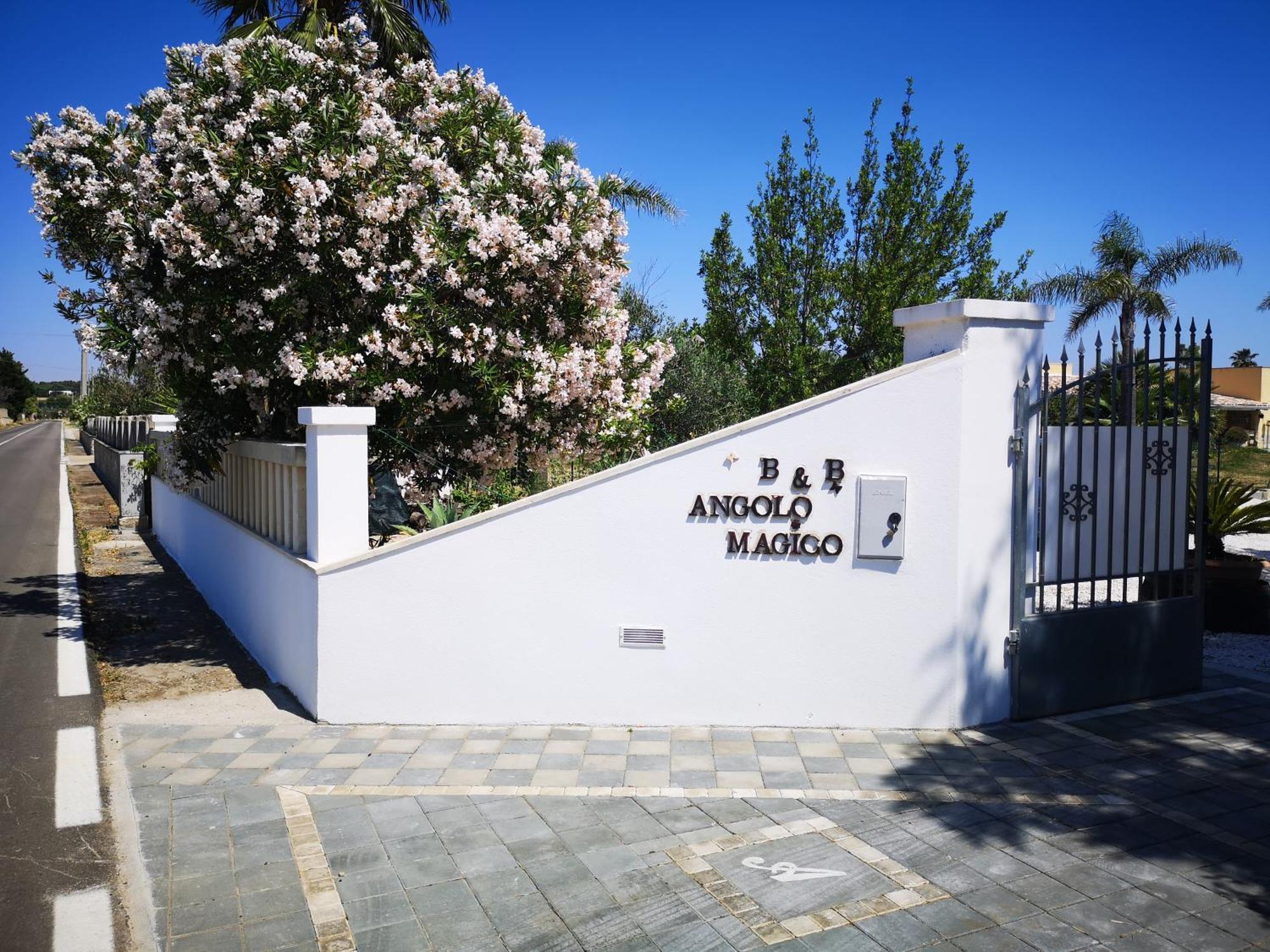 B&B Angolo Magico パラービタ エクステリア 写真
